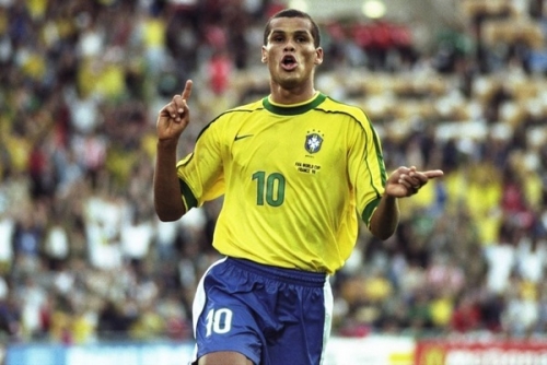 是基于对比 是基于对比